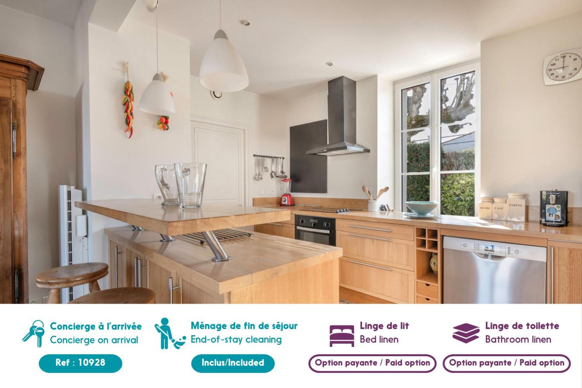 Demeure Familiale De Prefailles Pour 12 Personnes Villa Exterior photo